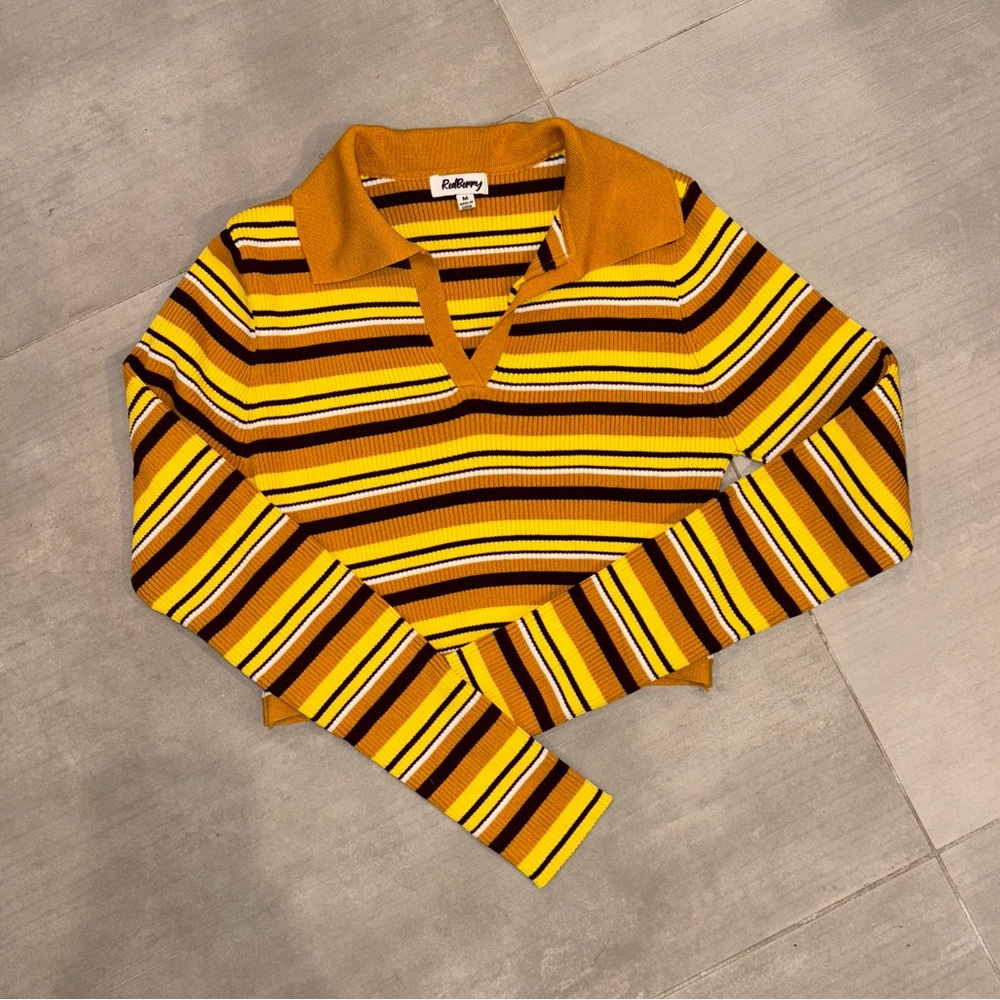Yellow Cropped Collared Knit - Picture 4 of 8